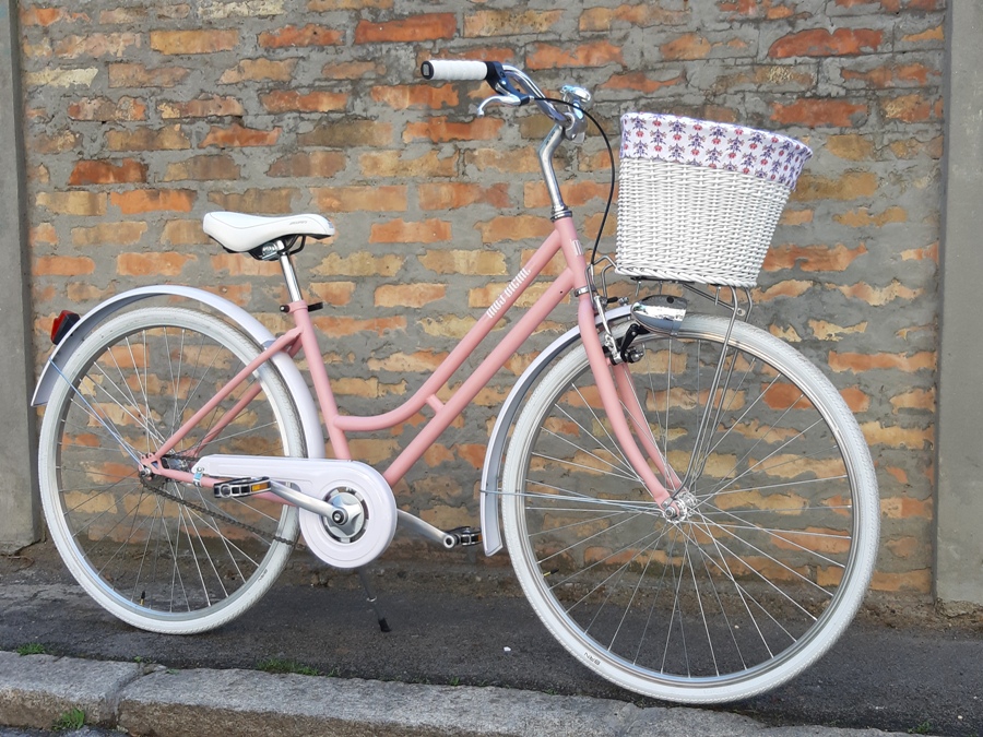 roze bicikl