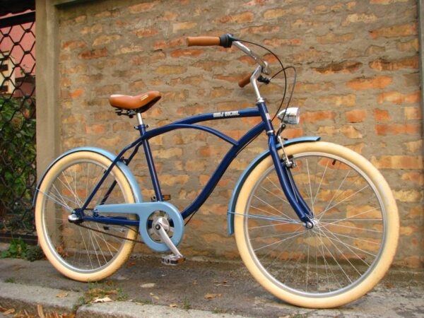 teget-plavi-cruiser-bicikl